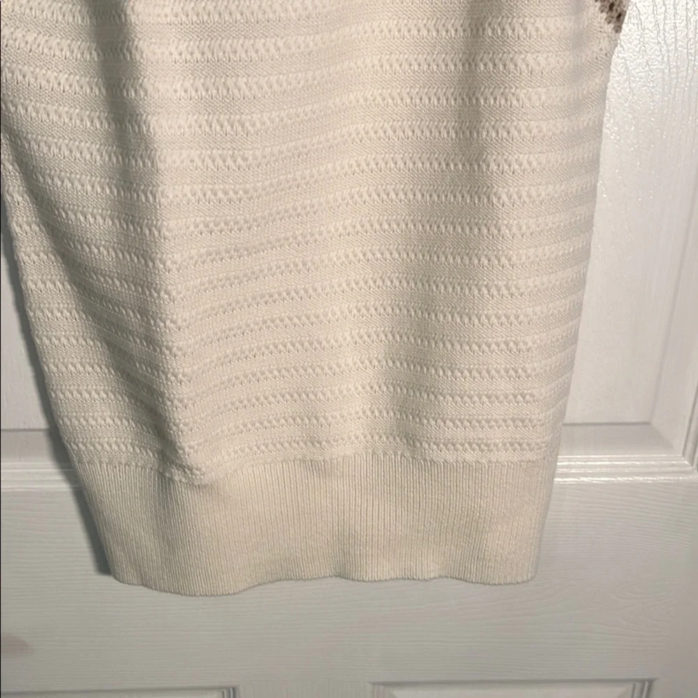 Ann Taylor Ribbed White and Purple Sleeveless Tank Top - Picture 2 of 6